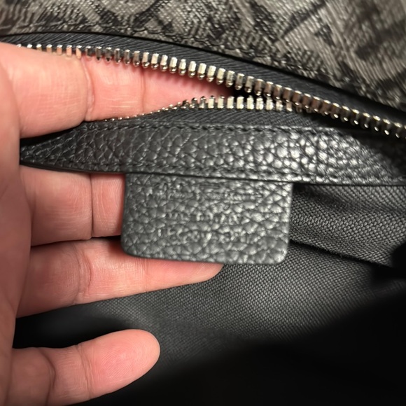 Salvatore Ferragamo Belt Bag - Picture 5 of 9